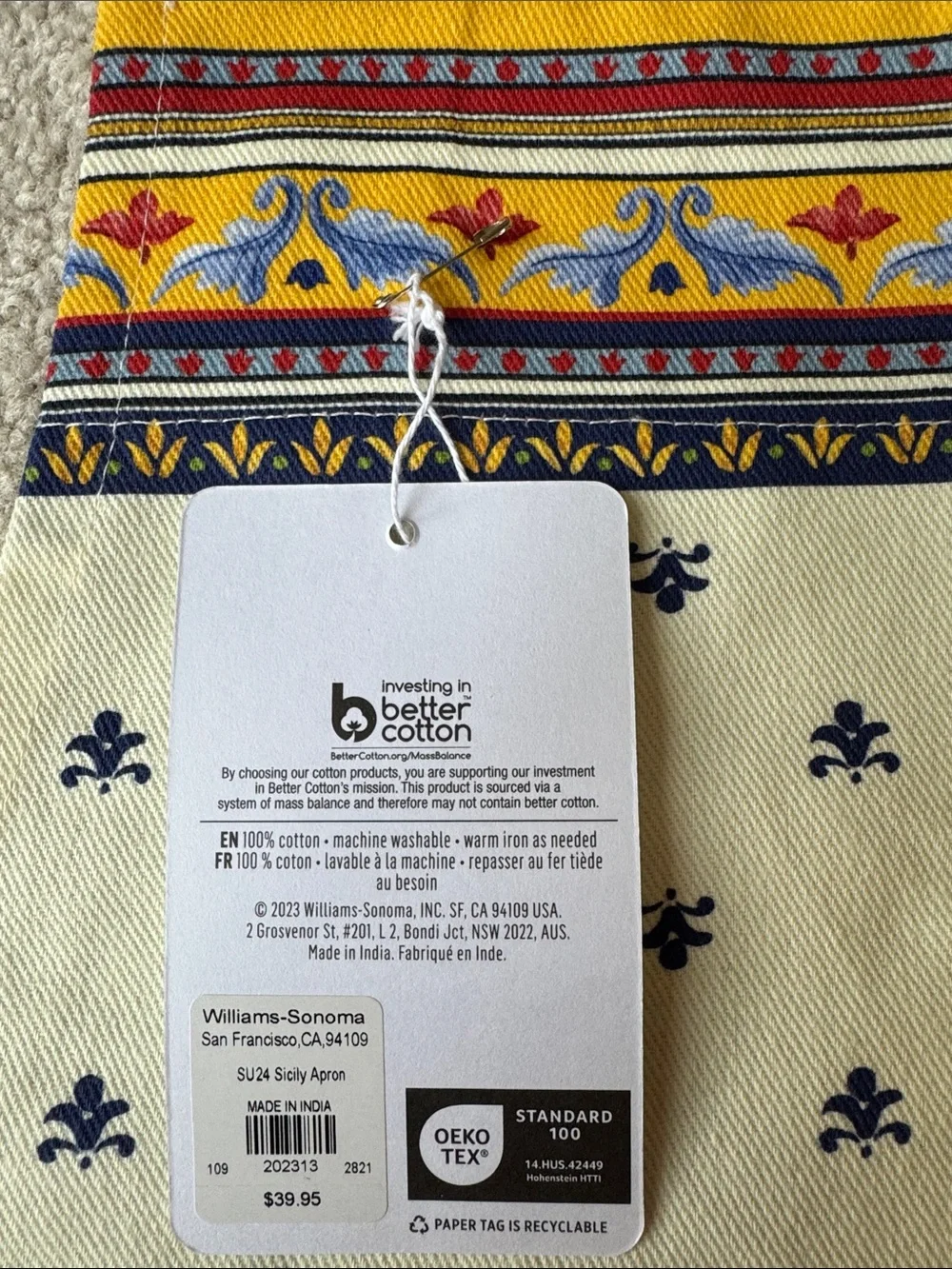 NEW Williams Sonoma Cream and Navy Fleur Kitchen Cotton Set w/Multicolor Border